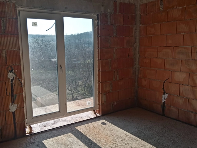 Casa 4 camere - Miroslava