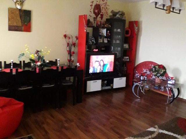 Casa 4 camere - Bucium