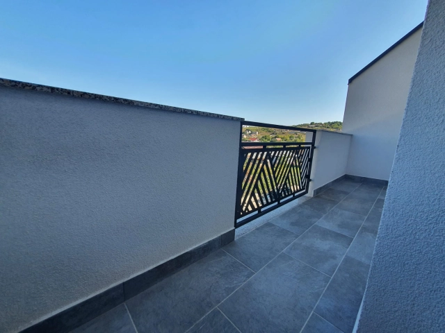 Casa 4 camere - Visani