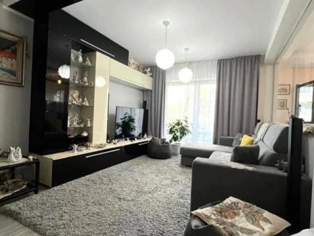 Casa 4 camere - CUG