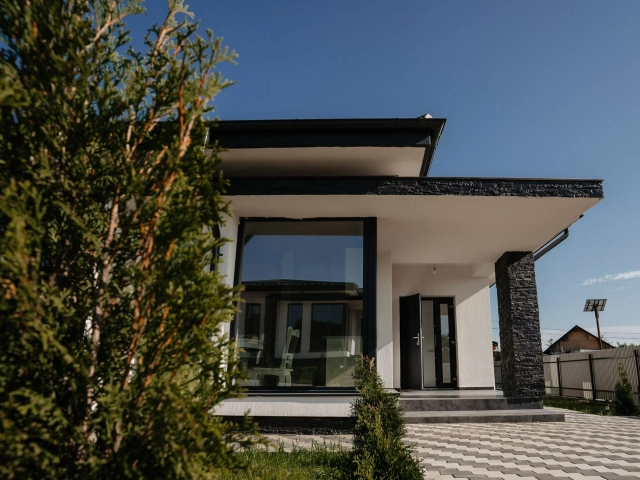 Casa 4 camere - Visani