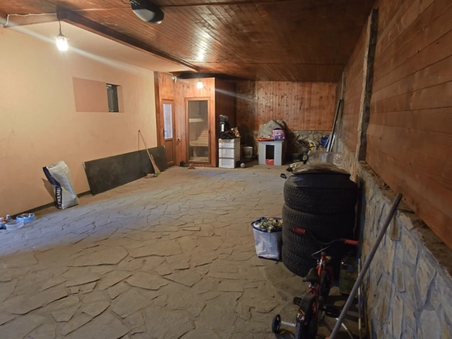 Casa 3 camere - Miroslava