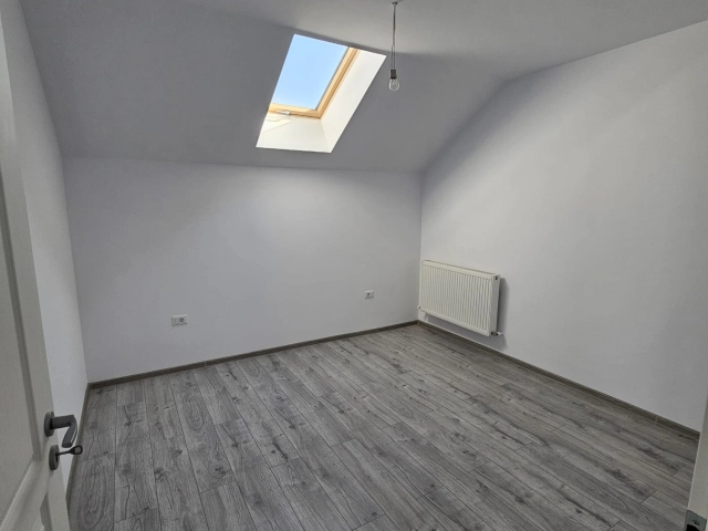 Casa 4 camere - Horpaz