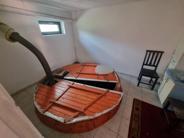 Casa 4 camere - Aroneanu