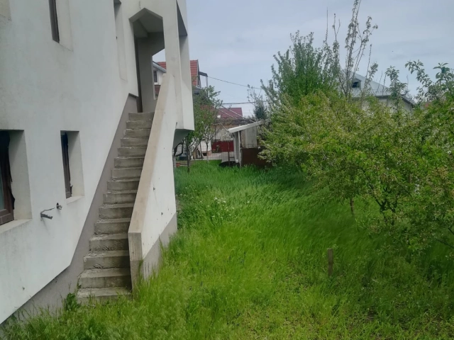 Casa 9 camere - Valea Lupului