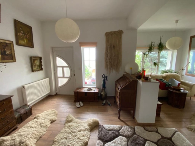 Casa 4 camere - Bucium