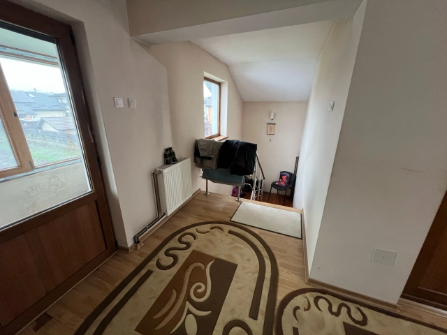 Casa 4 camere - Valea Ursului
