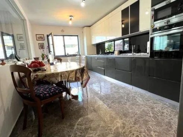 Casa 4 camere - CUG