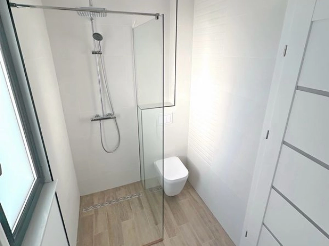 Casa 4 camere - Miroslava