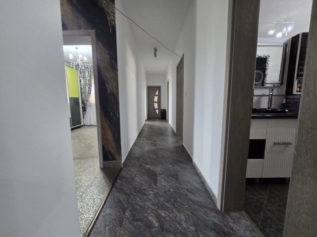Casa 5 camere - Visani