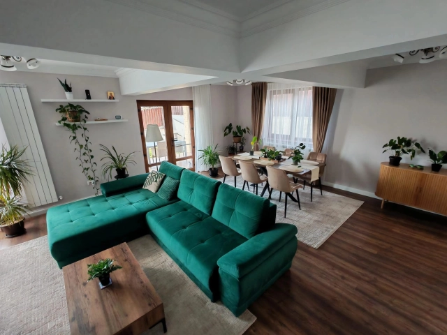 Casa 4 camere - Rediu