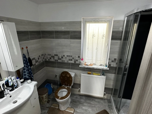 Casa 3 camere - Tomesti