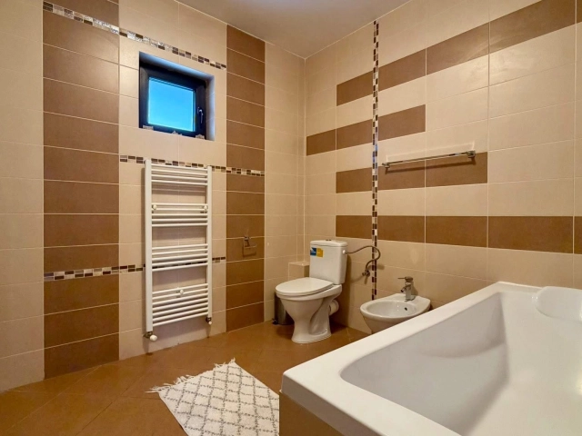 Casa 3 camere - Valea Adanca