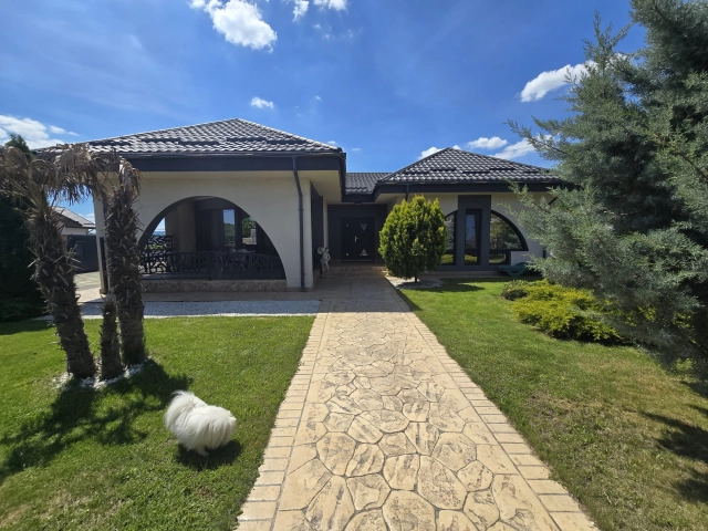 Casa 5 camere - Visani