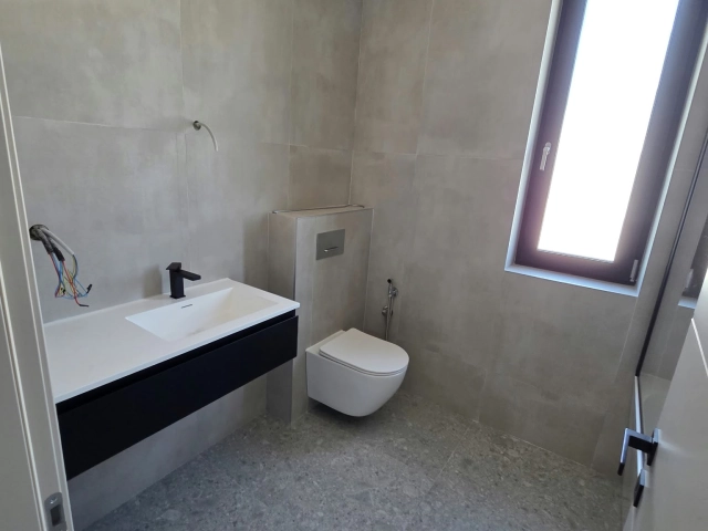 Casa 5 camere - Miroslava
