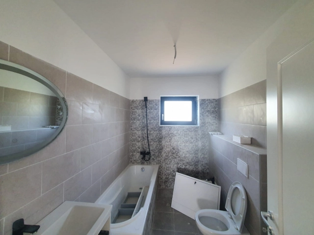 Casa 4 camere - Valea Lupului