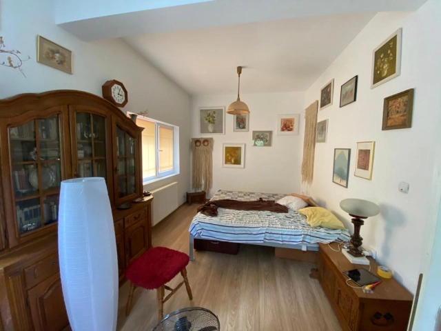 Casa 4 camere - Bucium