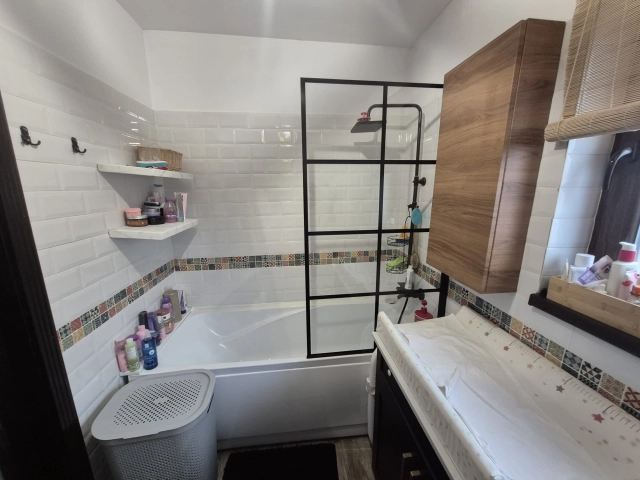 Casa 4 camere - CUG