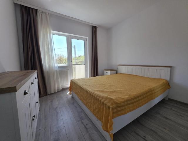 Casa 4 camere - Bucium