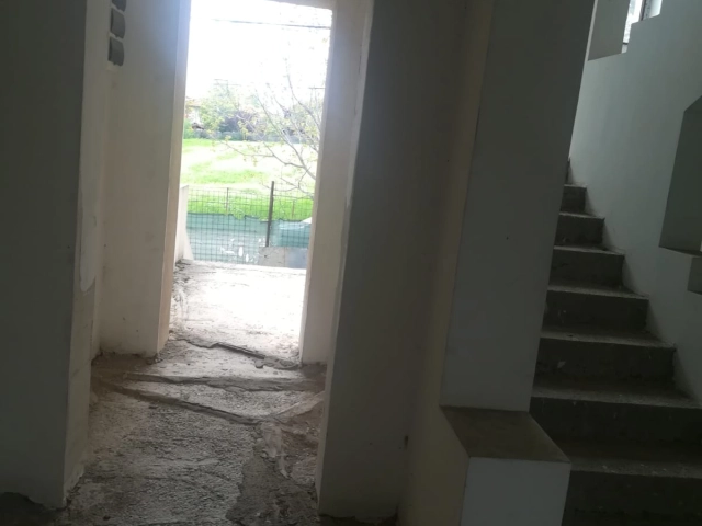 Casa 9 camere - Valea Lupului