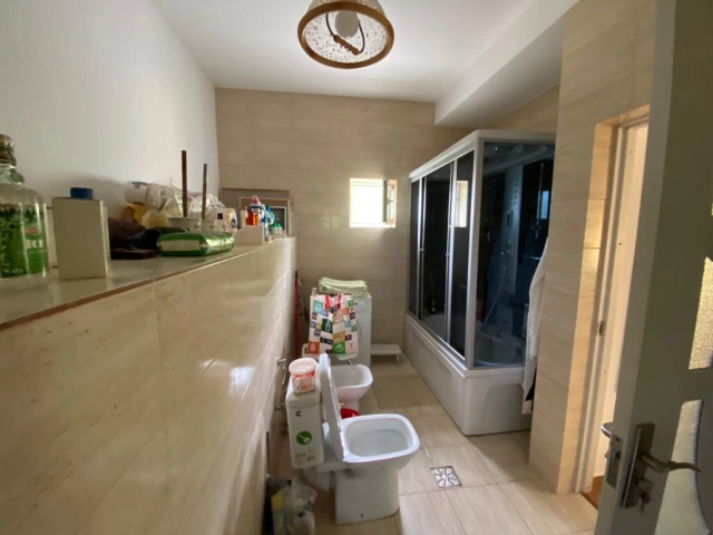 Casa 4 camere - Bucium