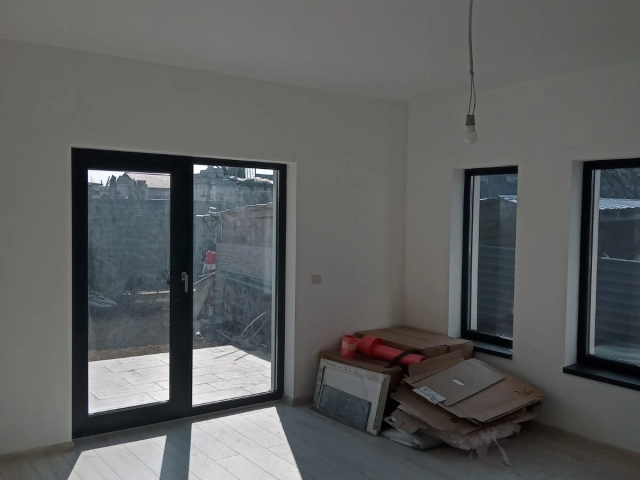 Casa 4 camere - Vorovesti