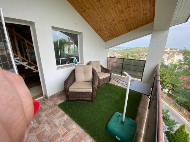 Casa 4 camere - Bucium