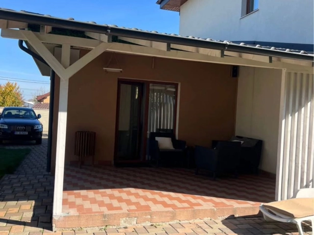Casa 5 camere - Miroslava