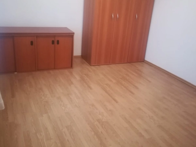 Casa 4 camere - Bucium