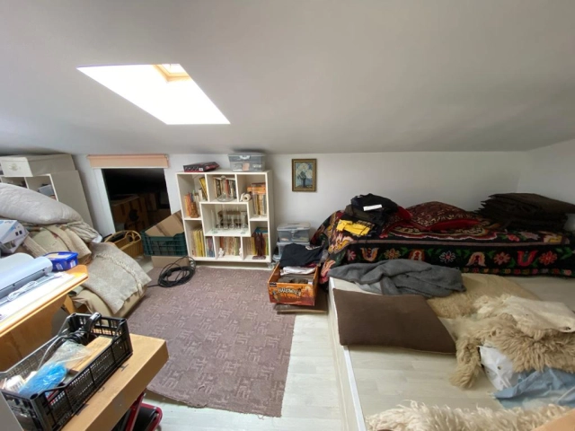 Casa 4 camere - Bucium