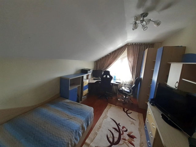 Casa 4 camere - Pacurari