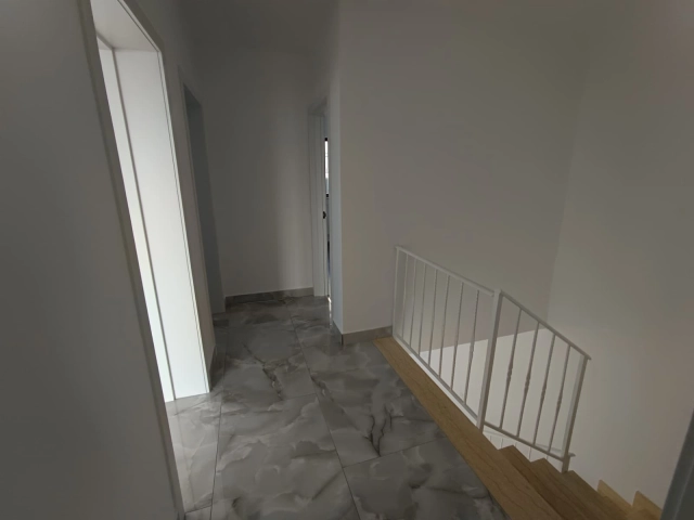 Casa 4 camere - Valea Lupului