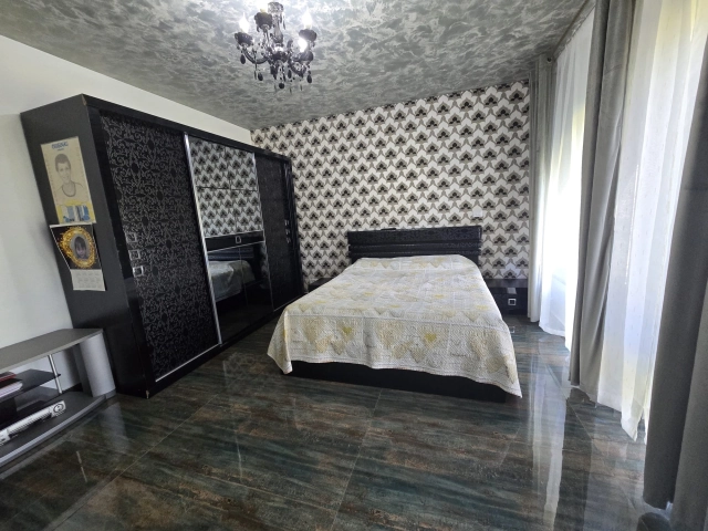 Casa 5 camere - Visani