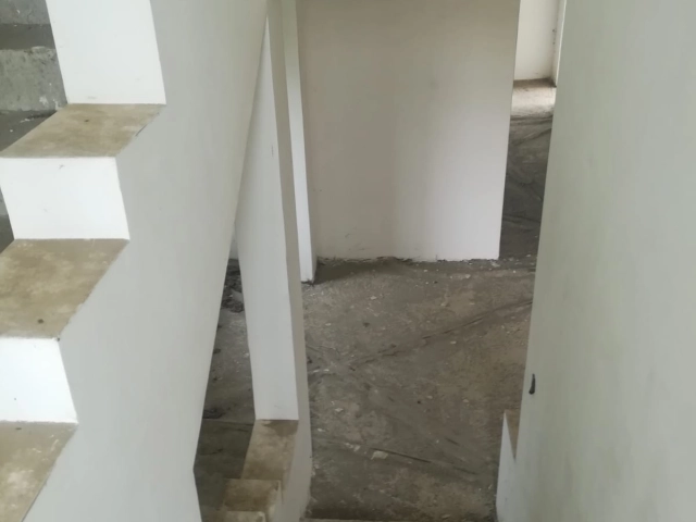Casa 9 camere - Valea Lupului