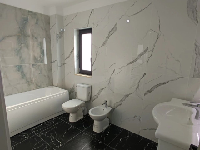 Casa 4 camere - Valea Lupului