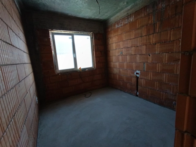 Casa 4 camere - Valea Lupului