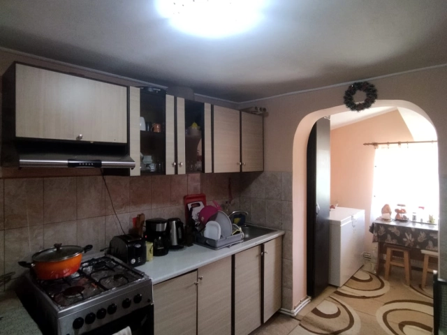 Casa 5 camere - Vinatori