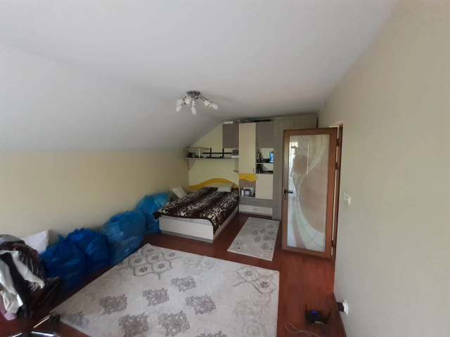 Casa 4 camere - Pacurari