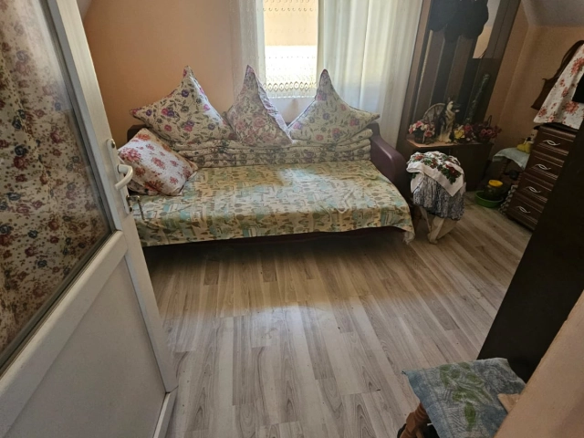 Casa 8 camere - CUG