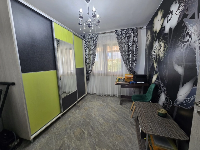 Casa 5 camere - Visani