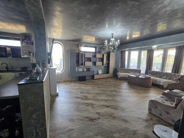 Casa 5 camere - Visani