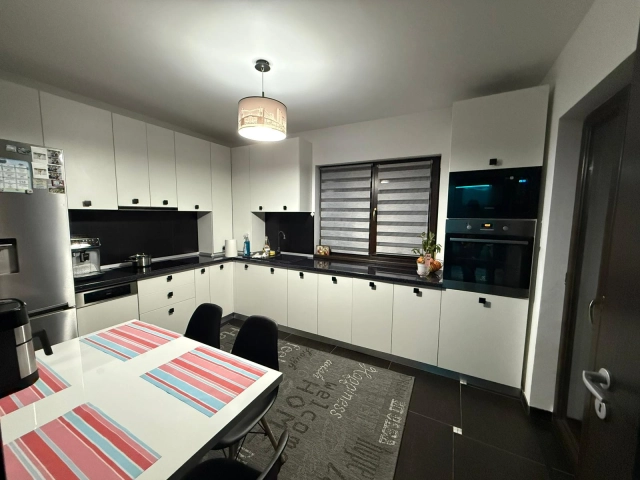 Casa 5 camere - Valea Adanca