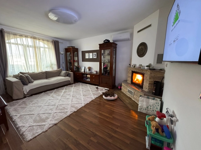Casa 5 camere - Lunca Cetatuii