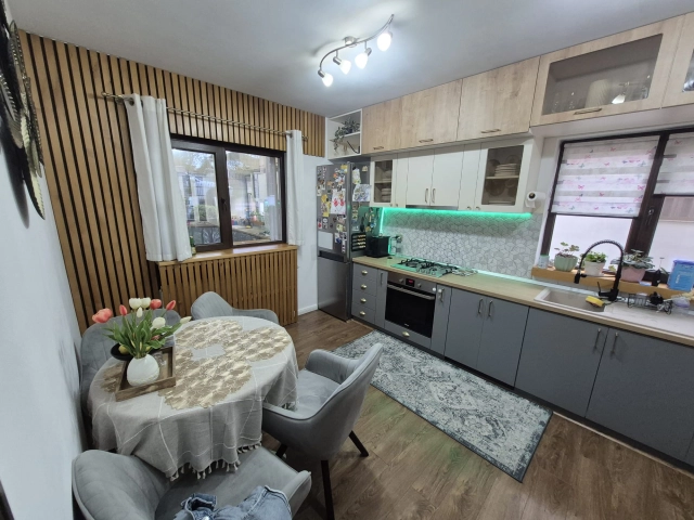 Casa 4 camere - CUG