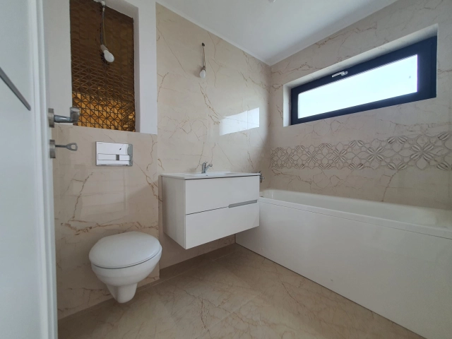 Casa 3 camere - CUG