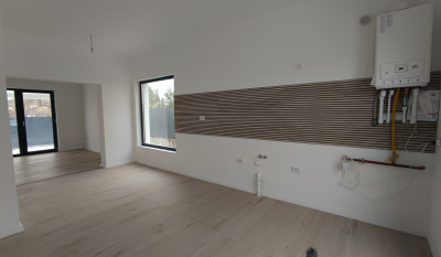 Vila de vanzare, 4 camere,  135mp, Miroslava,  (TRANS ANAPET) Iasi 158319