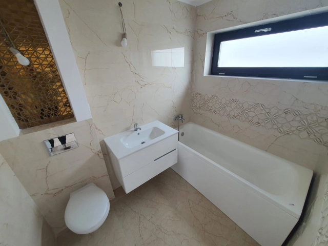 Casa 3 camere - CUG