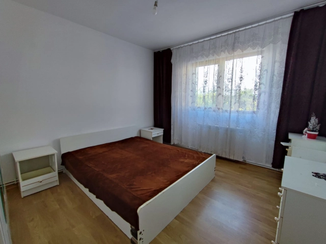 Casa 5 camere - Miroslava