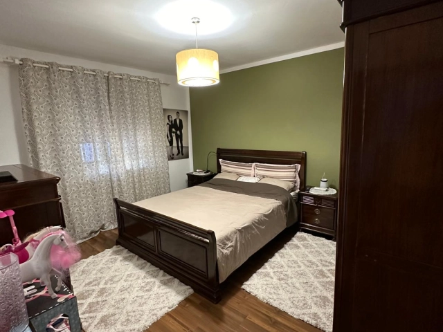 Casa 5 camere - Lunca Cetatuii