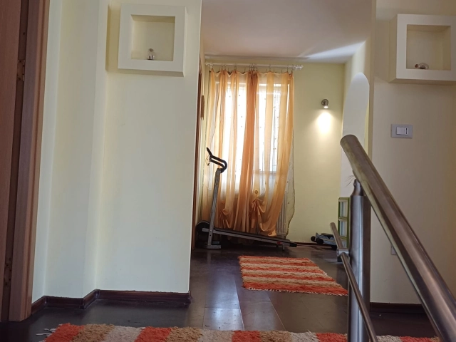 Casa 4 camere - Breazu